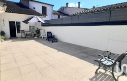 Valence, Occitanie 82400