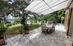 Le Grand-Pressigny, Centre 37350