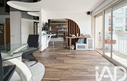 Laval, Pays de la Loire 53000