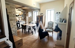 Lauris, Vaucluse 84360