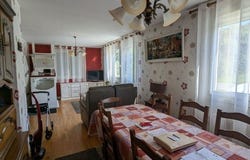 Caro, Brittany 56140