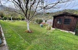 ENTRAYGUES SUR TRUYERE, Midi-Pyrénées 12140