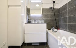 Roubaix, Hauts-de-France 59100