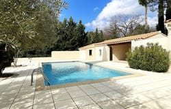 Cadenet, Provence-Alpes-Côte d'Azur 84160