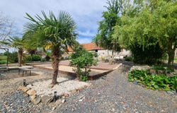 Chalmoux, Burgundy 71140