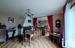 Charny, Bourgogne-Franche-Comté 89120