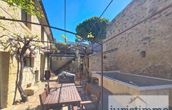 Roquemaure, Languedoc-Roussillon 30150