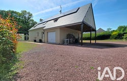 Carantilly, Normandy 50570