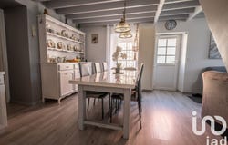 Vicq-sur-Mer, Normandy 50330