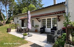 Saint-Georges-de-Noisné, Poitou-Charentes 79400
