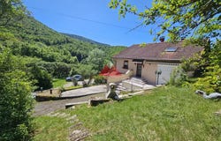 40 Rue des Fontaines, Chevry, Jura 39200