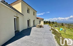 Saint-Georges-en-Couzan, Auvergne-Rhône-Alpes 42990