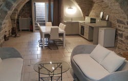 CHATEAU-CHALON, Bourgogne-Franche-Comté 39210