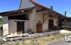 Ozenay, Bourgogne-Franche-Comté 71700
