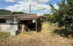 Civray, Poitou-Charentes 86400