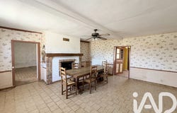 Arcis-sur-Aube, Grand Est 10700