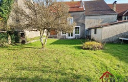 Varennes sur amance, Grand Est 52400
