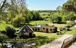 Saint-Georges-de-Noisné, Poitou-Charentes 79400