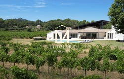 Cotignac, Provence-Alpes-Côte-d'Azur 83570
