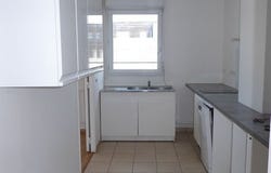 LUCE, Centre 28110