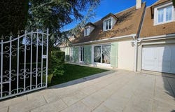 Longnes, Île-de-France 78980