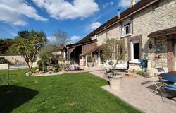 CHAMPLAY, Bourgogne 89300