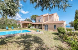 Bormes-les-Mimosas, Provence-Alpes-Côte d'Azur 83230