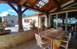 Caylus, Midi-Pyrénées 82160