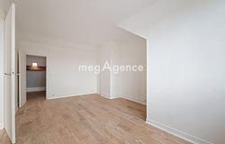 Meulan-En-Yvelines, Île-de-France 78250