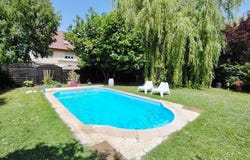Chevigny-Saint-Sauveur, Burgundy 21800