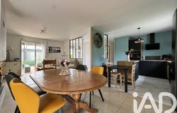 Guichainville, Normandy 27930