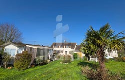 Varennes-sur-Fouzon, Indre 36210