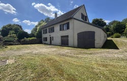 Laignes, Burgundy 21330