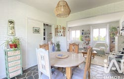 Plouigneau, Brittany 29610