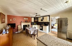 Lezay, Poitou-Charentes 79120
