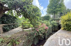 Maen Roch, Brittany 35460