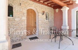 Saint-Saturnin-lès-Apt, Provence-Alpes-Côte-d'Azur 84490