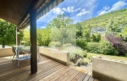 Viviers, Auvergne-Rhône-Alpes 07220