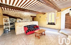 Camaret-sur-Aigues, Provence-Alpes-Côte d'Azur 84850