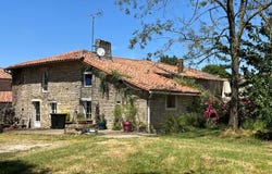 Nanteuil-en-Vallée, Poitou-Charentes 16700