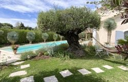 Uzès, Languedoc-Roussillon 30700