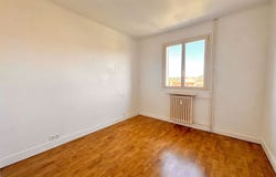 LONS-LE-SAUNIER, Bourgogne-Franche-Comté 39000
