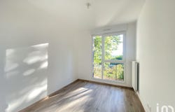 NEMOURS, Île-de-France 77140