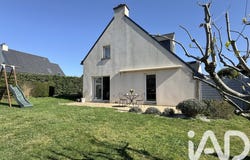 Theix, Brittany 56450