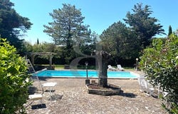 Sainte-Cécile-les-Vignes, Provence-Alpes-Côte d'Azur 84290