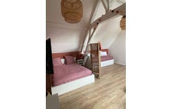 Sens, Burgundy 89100