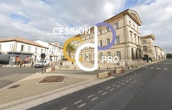 Nîmes, Languedoc-Roussillon 30000