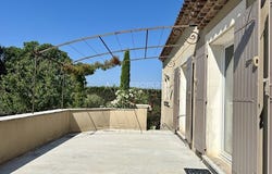 Cadenet, Provence-Alpes-Côte d'Azur 84160