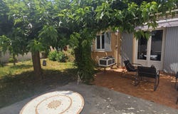 Entraigues-sur-la-Sorgue, Provence-Alpes-Côte d'Azur 84320