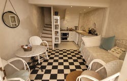 Cazouls-lès-Béziers, Languedoc-Roussillon 34370